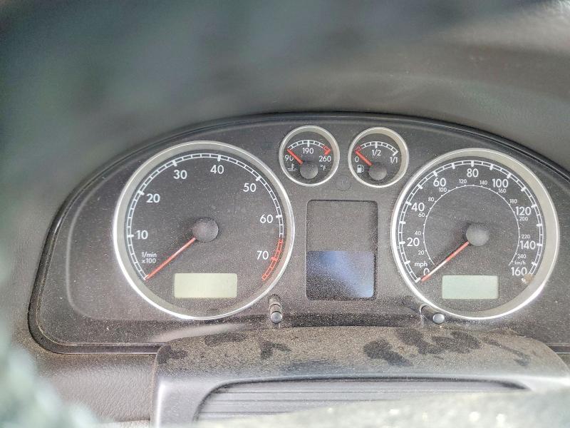 2002 Volkswagen Passat მანქანა იყიდება აუქციონზე, vin: WVWRH63B02P433313, აუქციონის ნომერი: 61878666