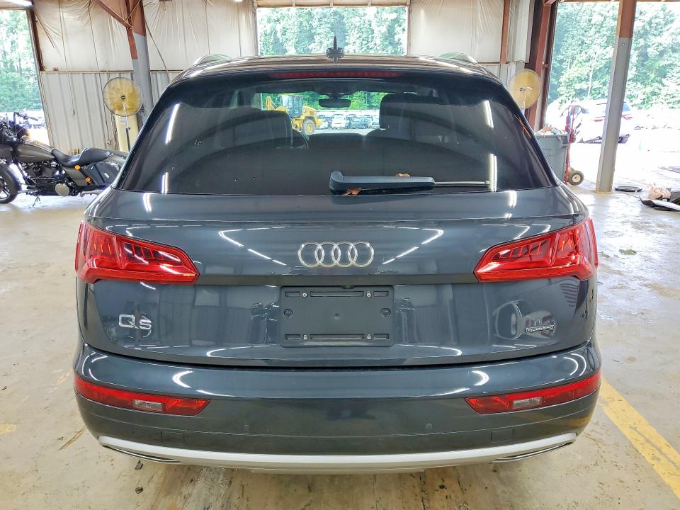60931446 :رقم المزاد ، WA1BNAFY5L2000866 vin ، 2020 Audi Q5 مزاد بيع