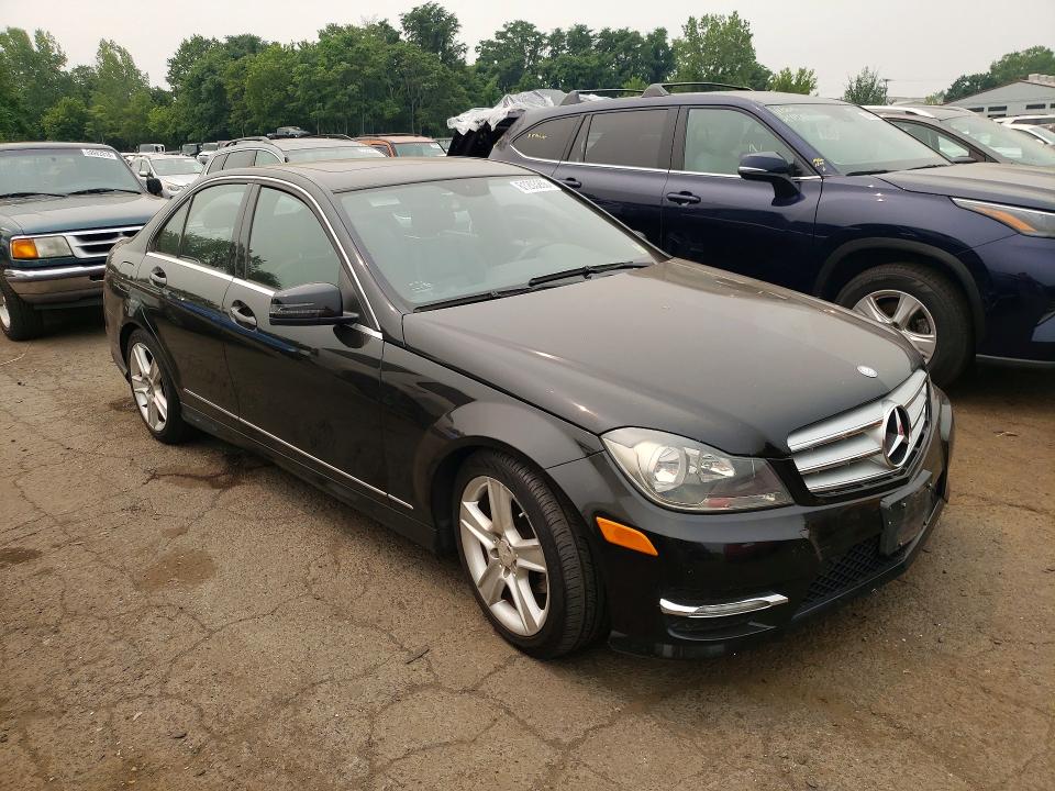 2012 Mercedes-benz C მანქანა იყიდება აუქციონზე, vin: WDDGF8BB6CR196171, აუქციონის ნომერი: 61203266