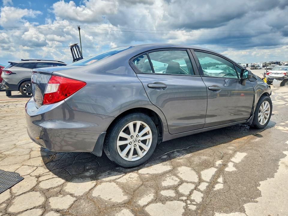 2012 Honda Civic მანქანა იყიდება აუქციონზე, vin: 19XFB2F57CE062557, აუქციონის ნომერი: 61092216