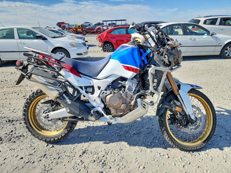 60316116 :رقم المزاد ، JH2SD0445JK200685 vin ، 2018 Honda Crf1000 مزاد بيع
