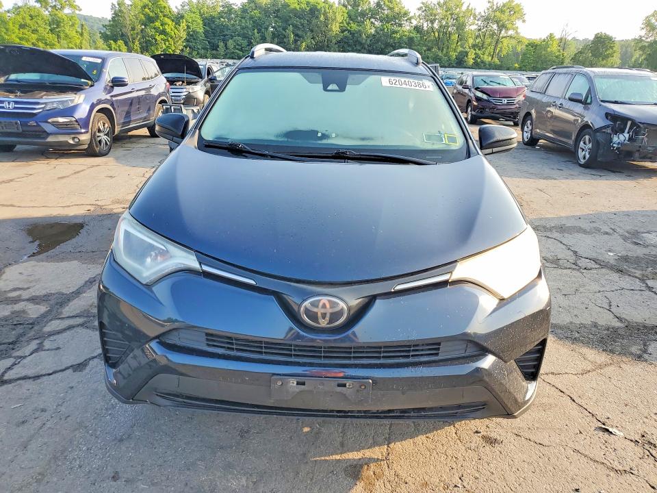 62040386 :رقم المزاد ، JTMBFREV2HJ174478 vin ، 2017 Toyota Rav4 مزاد بيع