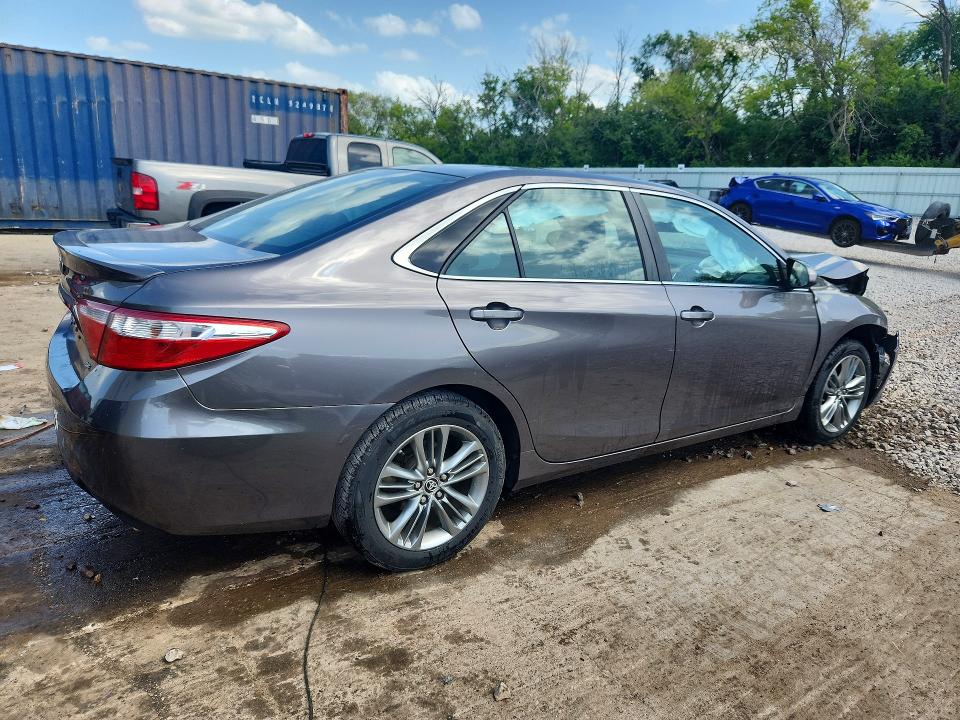 2015 Toyota Camry მანქანა იყიდება აუქციონზე, vin: 4T1BF1FK2FU001251, აუქციონის ნომერი: 58627866