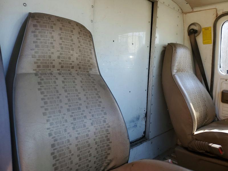 Продажа на аукционе авто 1992 Gmc Cutaway Van, vin: 2GDHG31K4N4515914, номер лота: 60708366
