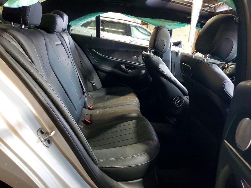 60297016 :رقم المزاد ، WDDZF6JB9KA520189 vin ، 2019 Mercedes-benz E مزاد بيع