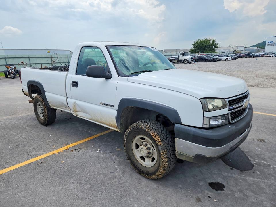 2006 Chevrolet Silverado მანქანა იყიდება აუქციონზე, vin: 1GCHC24U76E100935, აუქციონის ნომერი: 60404006