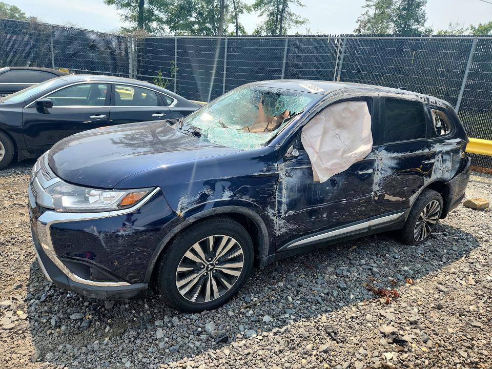 2020 Mitsubishi Outlander მანქანა იყიდება აუქციონზე, vin: JA4AD2A39LZ045901, აუქციონის ნომერი: 61249006