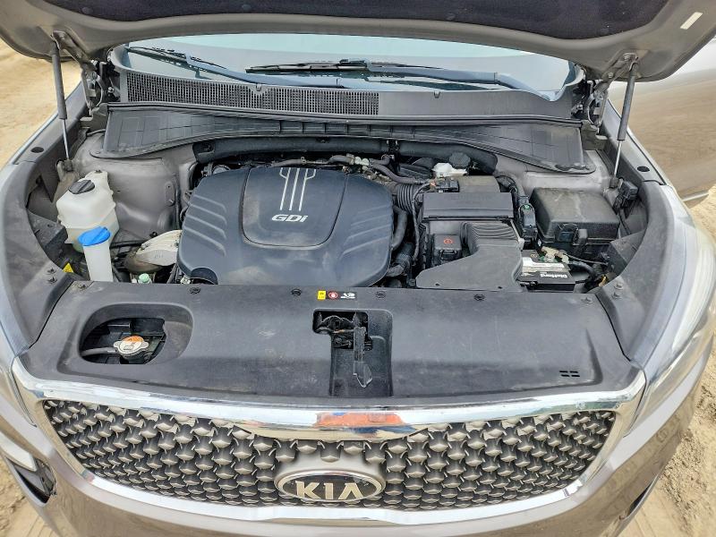 62161726 :رقم المزاد ، 5XYPKDA55HG329793 vin ، 2017 Kia Sorento مزاد بيع