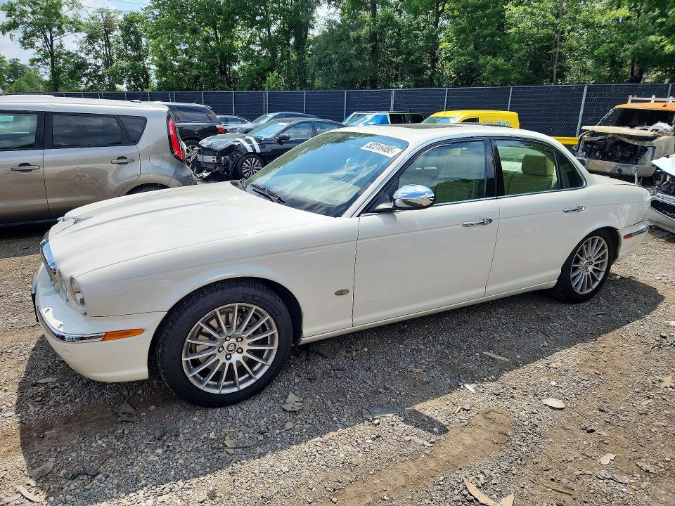 Продажа на аукционе авто 2007 Jaguar Xj8, vin: SAJWA71B77SH17840, номер лота: 52216486