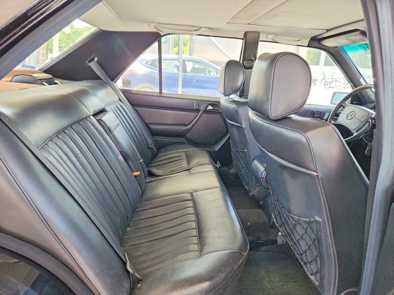 Auction sale of the 1987 Mercedes-benz 300, vin: WDBEA30DXHA402295, lot number: 60657346