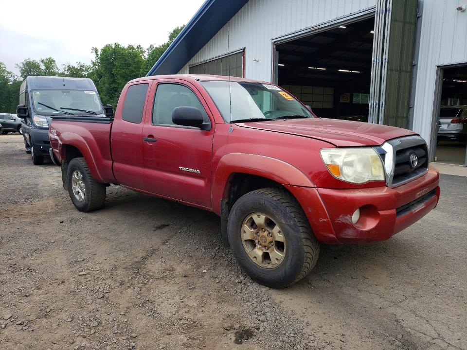 2005 Toyota Tacoma მანქანა იყიდება აუქციონზე, vin: 5TEUU42NX5Z054032, აუქციონის ნომერი: 61686876