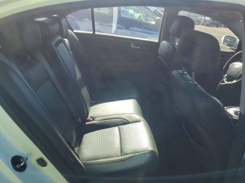 2014 Hyundai Genesis მანქანა იყიდება აუქციონზე, vin: KMHGC4DH2EU261056, აუქციონის ნომერი: 62617276