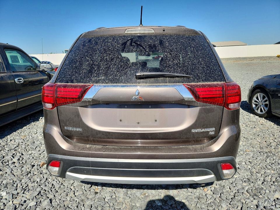 Продаж на аукціоні авто 2016 Mitsubishi Outlander, vin: JA4AD3A38GZ013372, номер лоту: 61440616