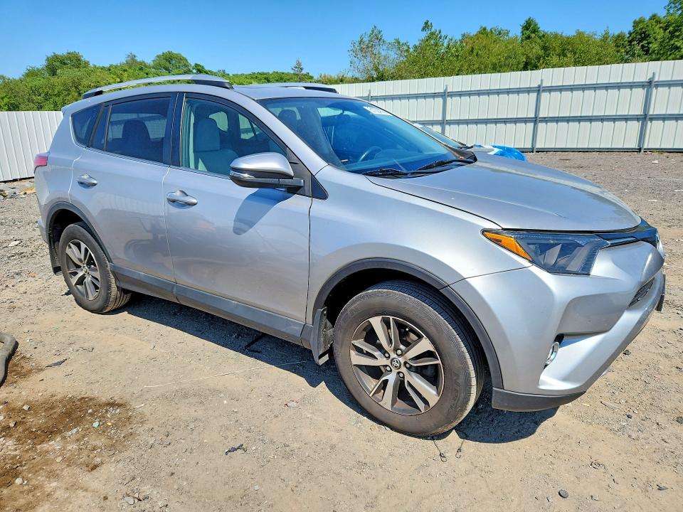 Продаж на аукціоні авто 2016 Toyota Rav4, vin: 2T3RFREV1GW448929, номер лоту: 61228076