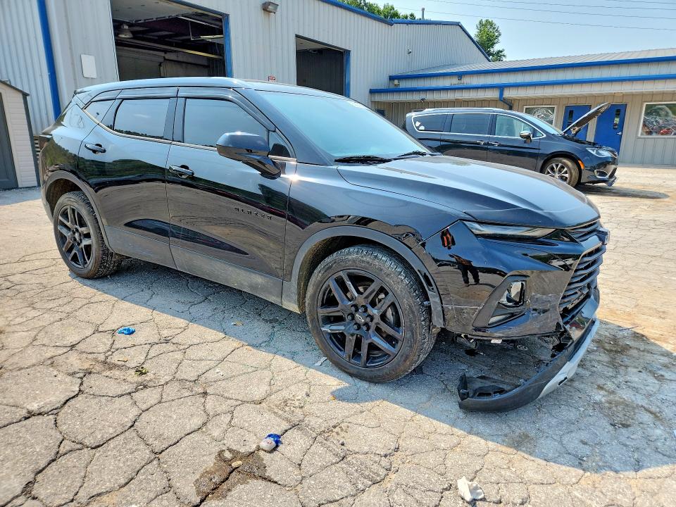 60251066 :رقم المزاد ، 3GNKBHRS3LS610761 vin ، 2020 Chevrolet Blazer مزاد بيع
