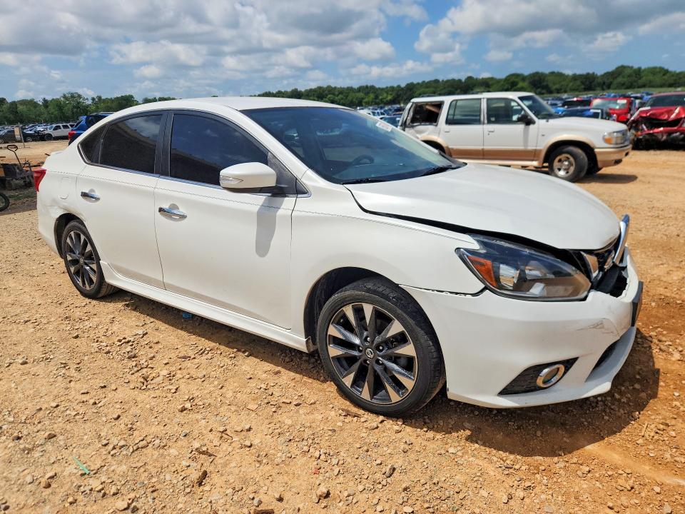 2018 Nissan Sentra მანქანა იყიდება აუქციონზე, vin: 3N1AB7AP4JY213563, აუქციონის ნომერი: 60607486