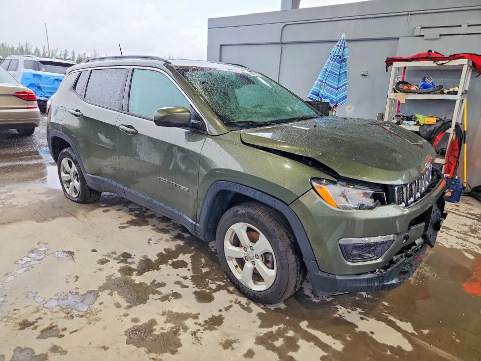 2017 Jeep Compass მანქანა იყიდება აუქციონზე, vin: 3C4NJDBB2HT646941, აუქციონის ნომერი: 59821576