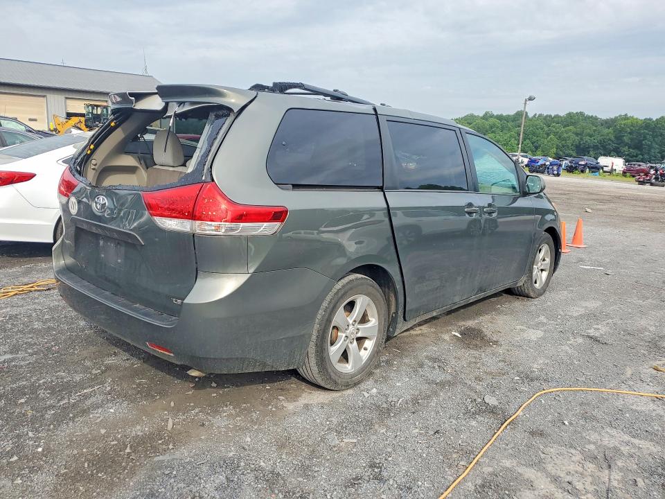 Продаж на аукціоні авто 2013 Toyota Sienna, vin: 5TDKK3DCXDS306506, номер лоту: 60587956