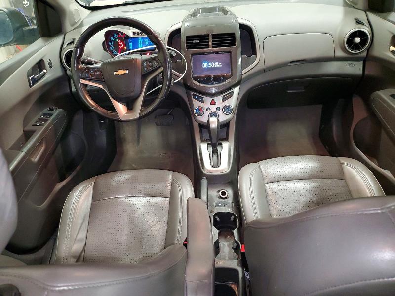 62721356 :رقم المزاد ، 1G1JE5SB1F4107912 vin ، 2015 Chevrolet Sonic مزاد بيع