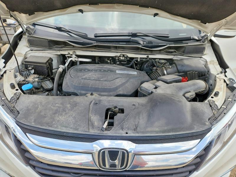 Продажа на аукционе авто 2018 Honda Odyssey, vin: 5FNRL6H66JB510110, номер лота: 59782386