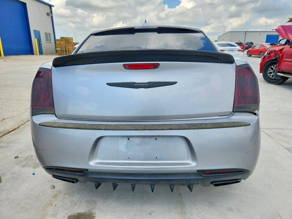 61022266 :رقم المزاد ، 2C3CCAAG5GH211923 vin ، 2016 Chrysler 300 مزاد بيع