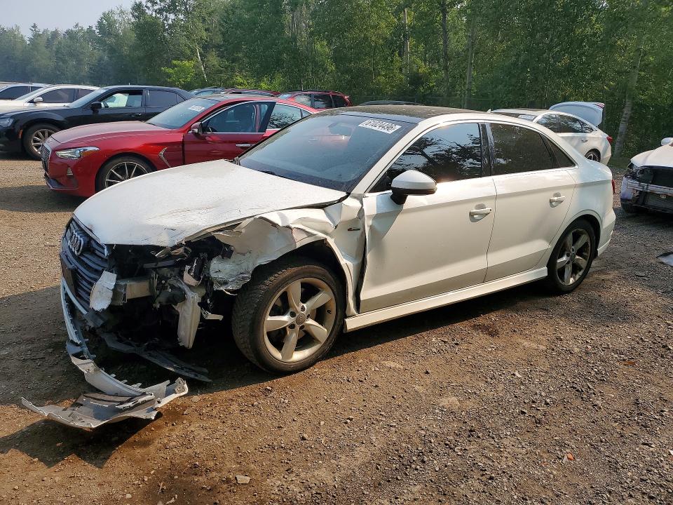 Продаж на аукціоні авто 2018 Audi A3, vin: WAUK8GFF1J1036701, номер лоту: 61024496