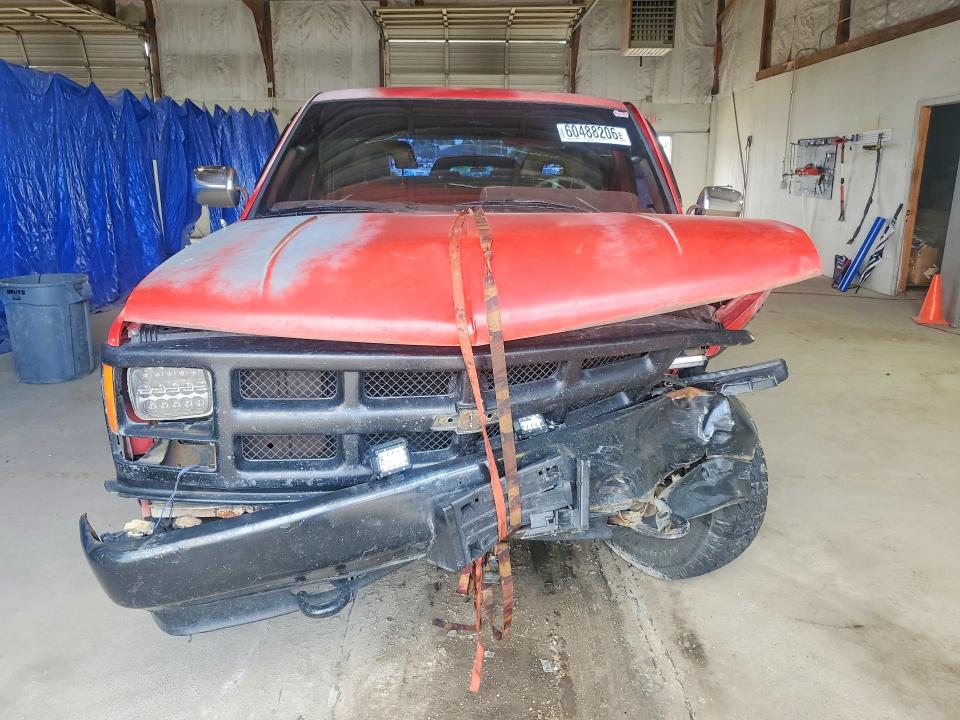 60488206 :رقم المزاد ، 1GCEK14Z1NE234513 vin ، 1992 Chevrolet Gmt-400 مزاد بيع