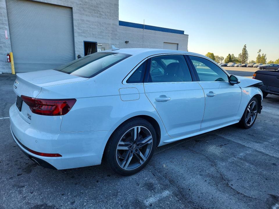 Продаж на аукціоні авто 2018 Audi A4, vin: WAULMAF46JN004573, номер лоту: 60470406
