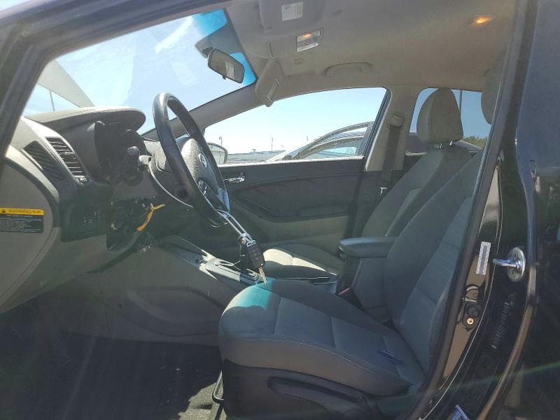 61424196 :رقم المزاد ، KNAFX4A8XF5364369 vin ، 2015 Kia Forte مزاد بيع