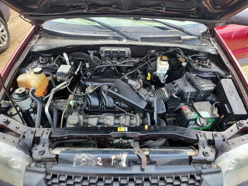 2005 Ford Escape მანქანა იყიდება აუქციონზე, vin: 1FMYU93175KD38020, აუქციონის ნომერი: 61931636