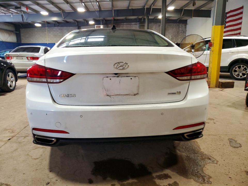 Продажа на аукционе авто 2015 Hyundai Genesis, vin: KMHGN4JE5FU024308, номер лота: 60070796