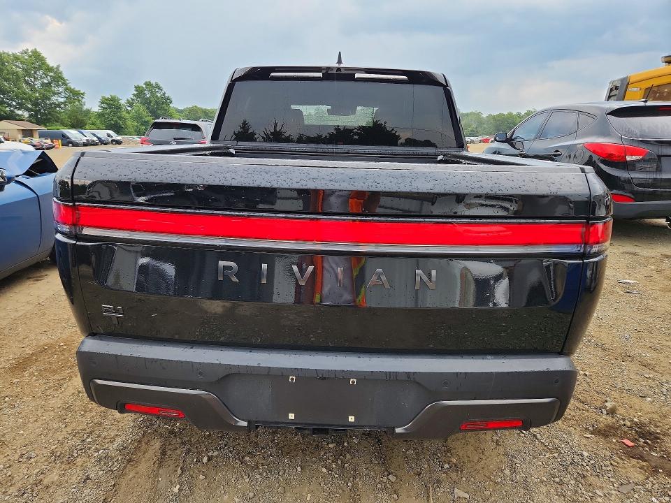 2025 Rivian R1t მანქანა იყიდება აუქციონზე, vin: 7FCTGBAAXSN035995, აუქციონის ნომერი: 62746746