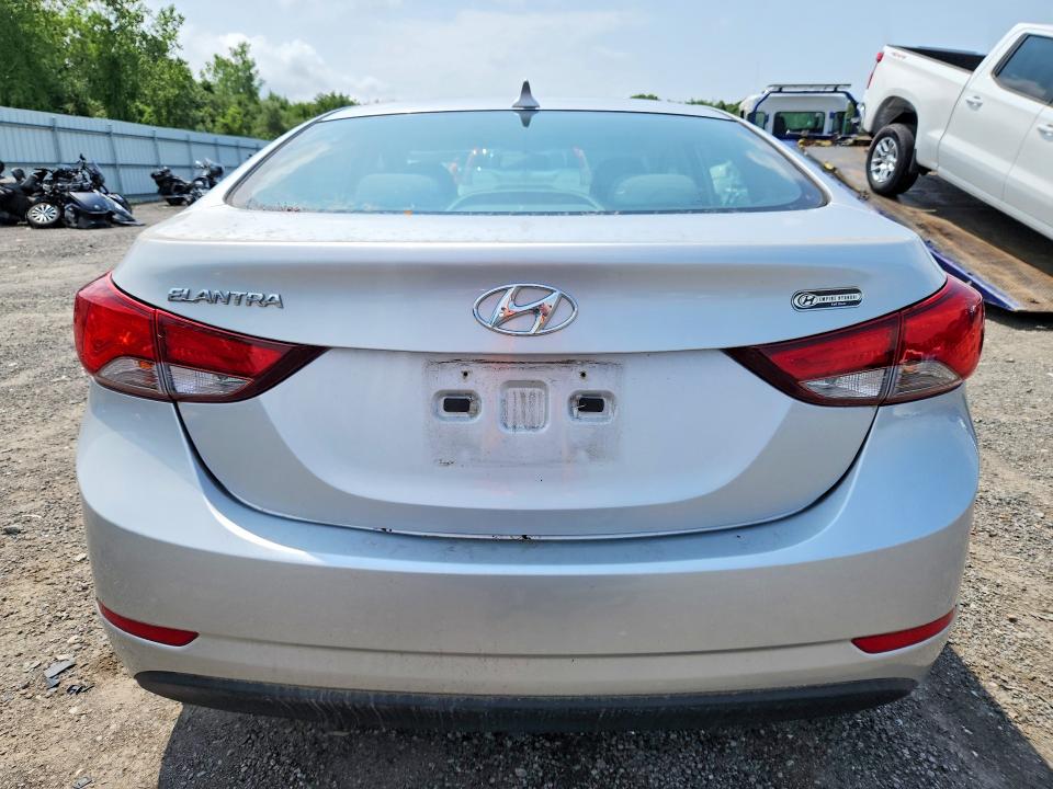 62048586 :رقم المزاد ، KMHDH4AE0FU328902 vin ، 2015 Hyundai Elantra مزاد بيع