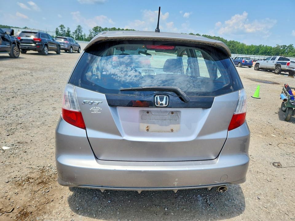 62691846 :رقم المزاد ، JHMGE8H48AC006164 vin ، 2010 Honda Fit مزاد بيع