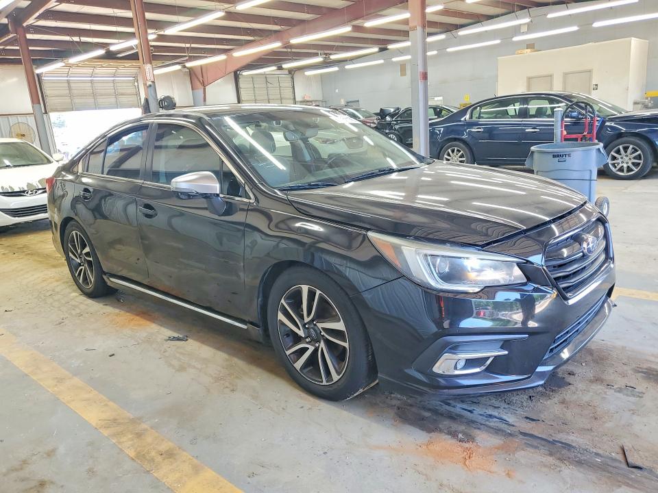 63331176 :رقم المزاد ، 4S3BNAR62K3026317 vin ، 2019 Subaru Legacy مزاد بيع
