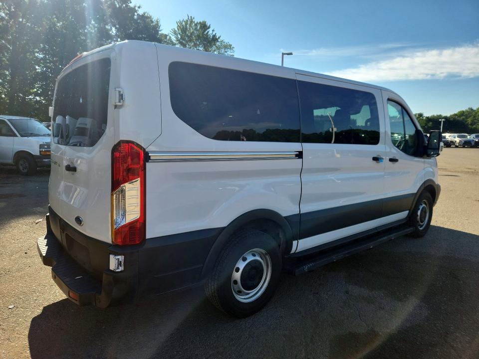 60556876 :رقم المزاد ، 1FMZK1YM3KKB79233 vin ، 2019 Ford Transit مزاد بيع