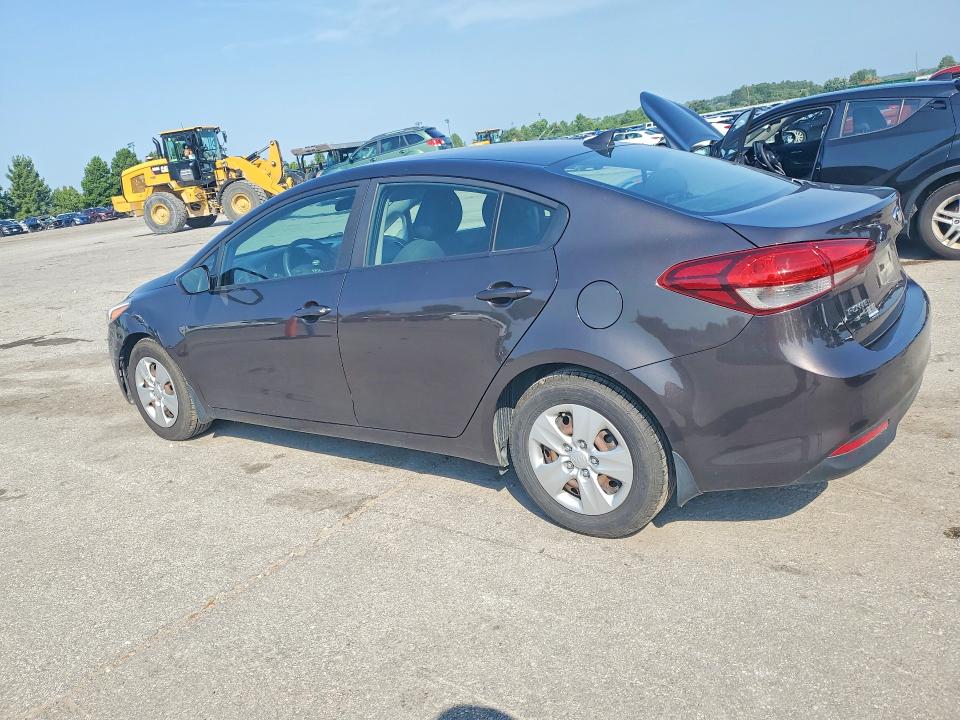 62630566 :رقم المزاد ، 3KPFK4A74HE039149 vin ، 2017 Kia Forte مزاد بيع