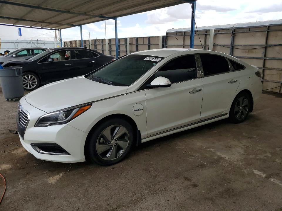Продажа на аукционе авто 2016 Hyundai Sonata Plug-in Hybrid, vin: KMHE54L21GA024710, номер лота: 61545126