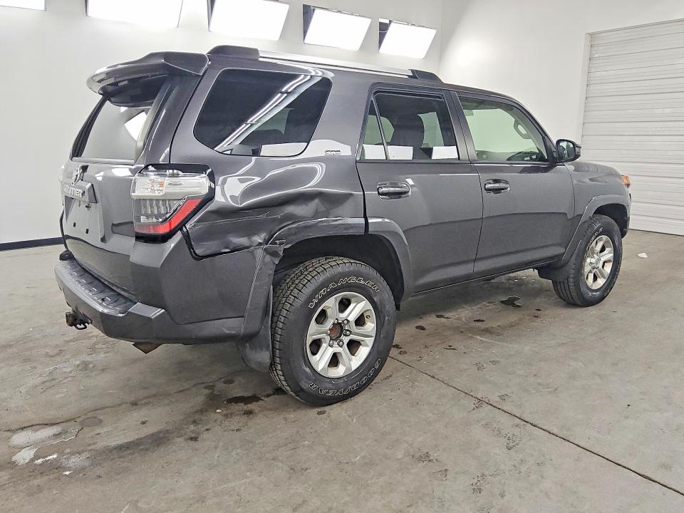 Продаж на аукціоні авто 2019 Toyota 4runner, vin: JTEBU5JR6K5701120, номер лоту: 57127446