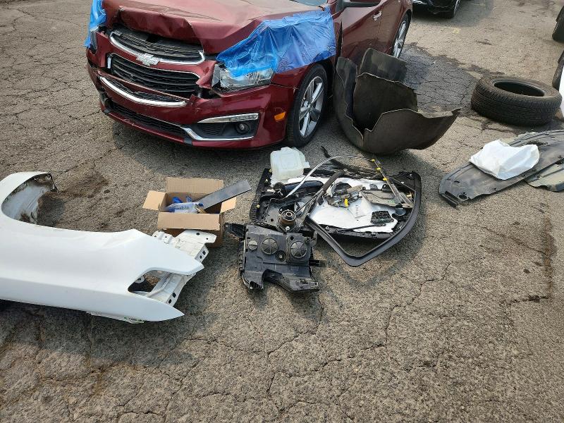 Auction sale of the 2015 Chevrolet Suburban, vin: 1GNSKJKC9FR122805, lot number: 61622406