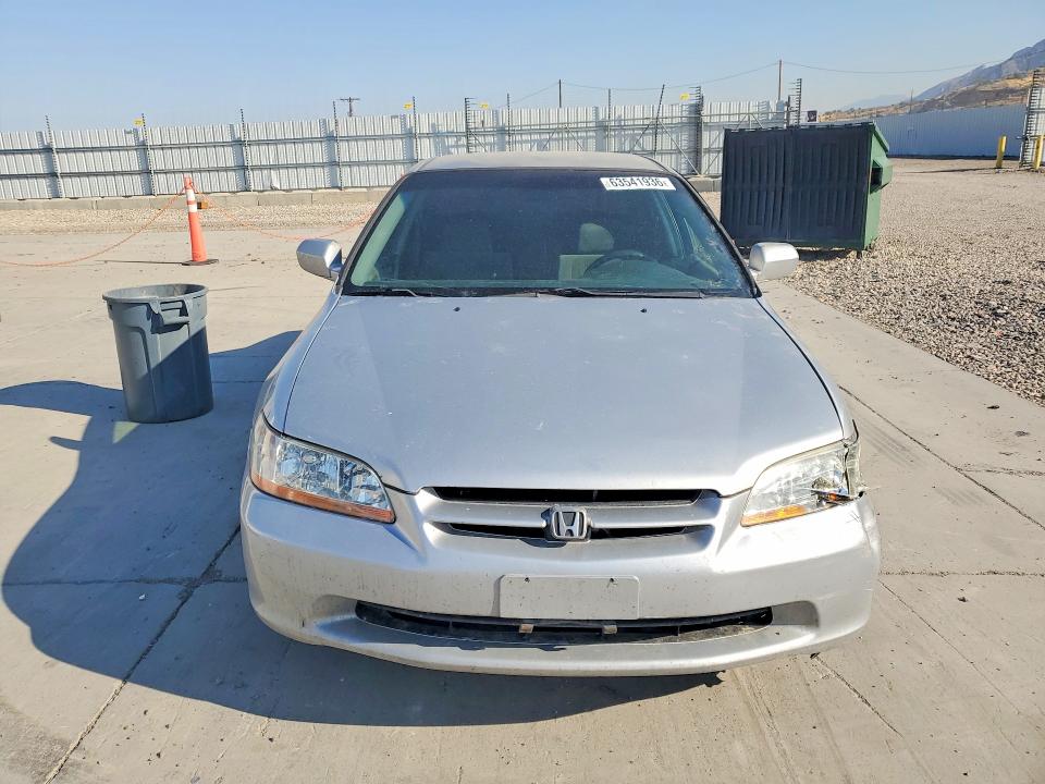63541936 :رقم المزاد ، JHMCG6655YC007999 vin ، 2000 Honda Accord مزاد بيع