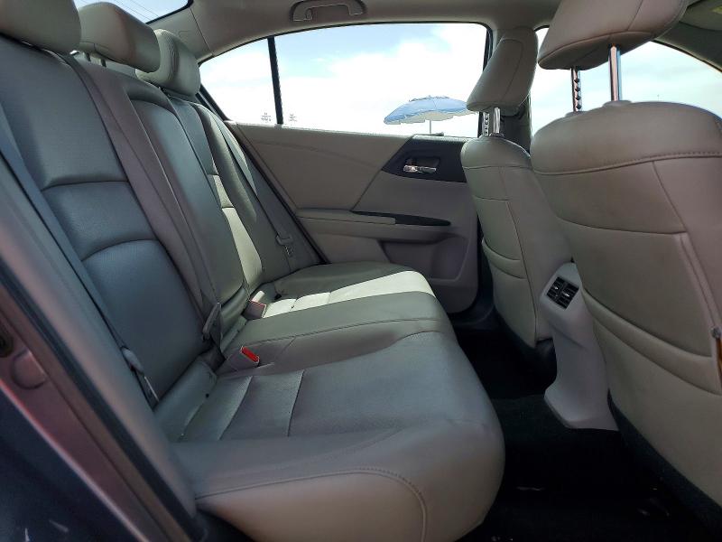Продаж на аукціоні авто 2016 Honda Accord, vin: 1HGCR3F8XGA001910, номер лоту: 61530216