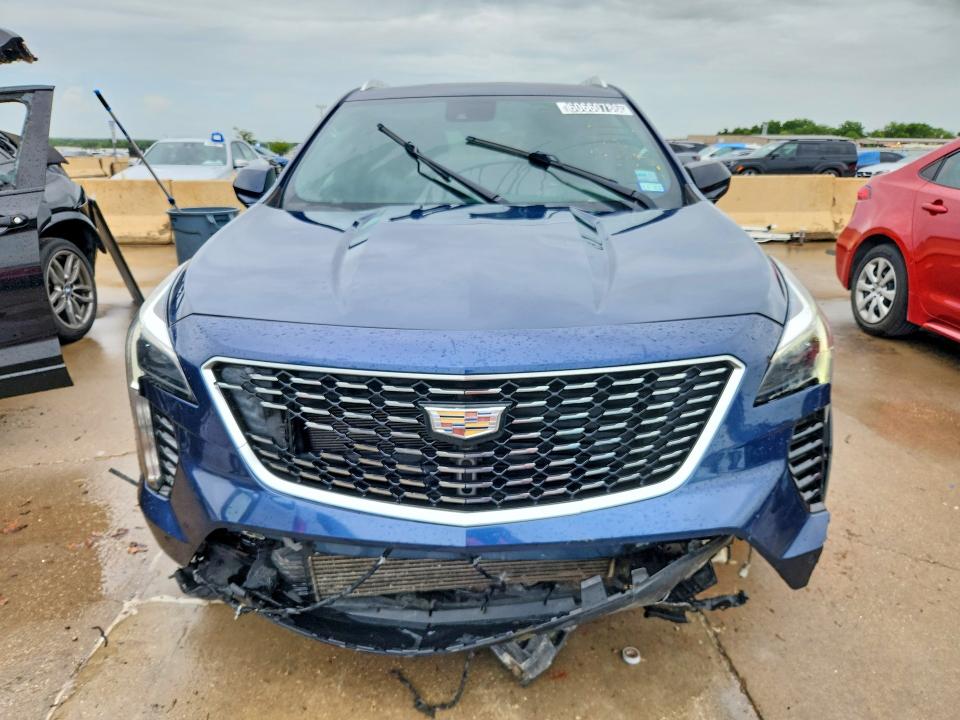 60660786 :رقم المزاد ، 1GYFZCR47KF158692 vin ، 2019 Cadillac Xt4 مزاد بيع