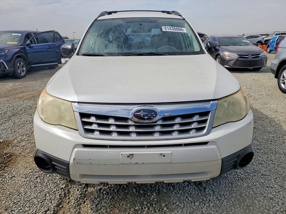 61438806 :رقم المزاد ، JF2SHABC7DG410260 vin ، 2013 Subaru Forester مزاد بيع