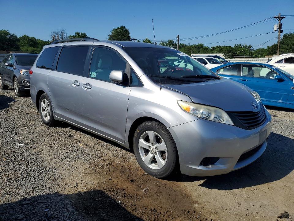 Продаж на аукціоні авто 2011 Toyota Sienna, vin: 5TDKK3DC9BS030171, номер лоту: 58880466