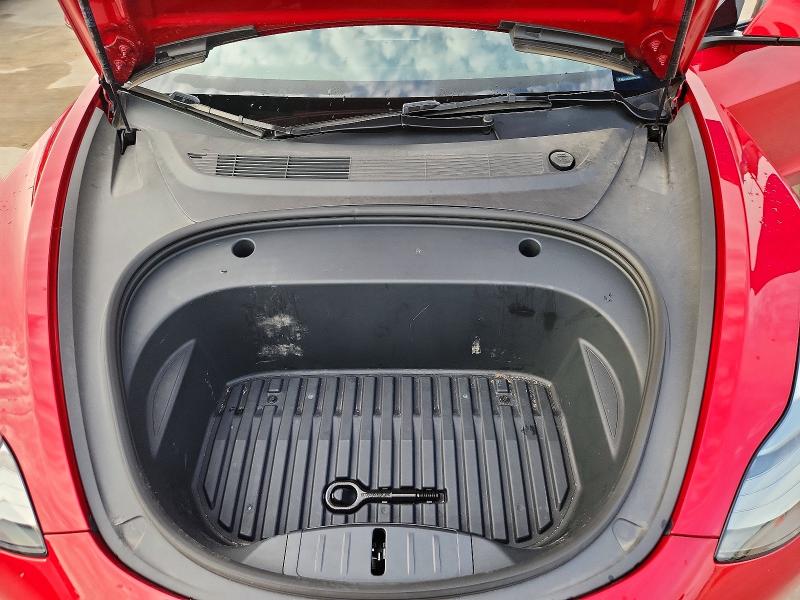 Продажа на аукционе авто 2023 Tesla Model 3, vin: 5YJ3E1EAXPF642582, номер лота: 60865636