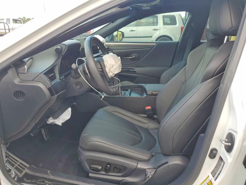 60233676 :رقم المزاد ، 58AJZ1B16RU172811 vin ، 2024 Lexus Es مزاد بيع