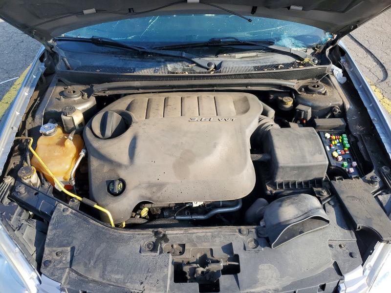 60267956 :رقم المزاد ، 1C3CCBCG4EN191512 vin ، 2014 Chrysler 200 مزاد بيع