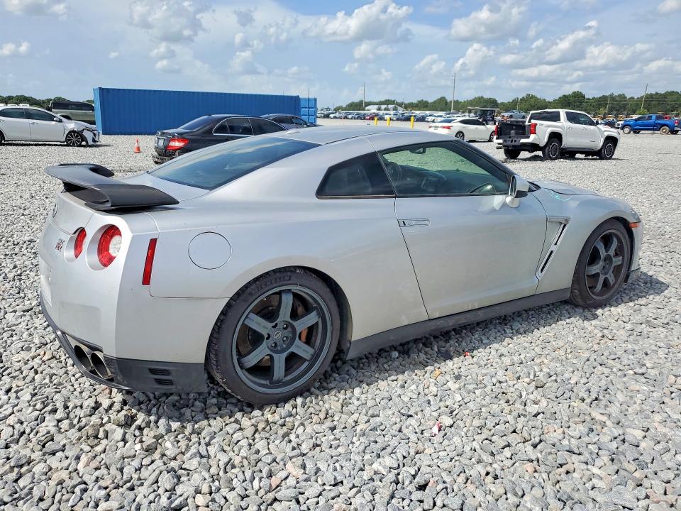 61728526 :رقم المزاد ، JN1AR5EF8GM290160 vin ، 2016 Nissan Gt-r مزاد بيع