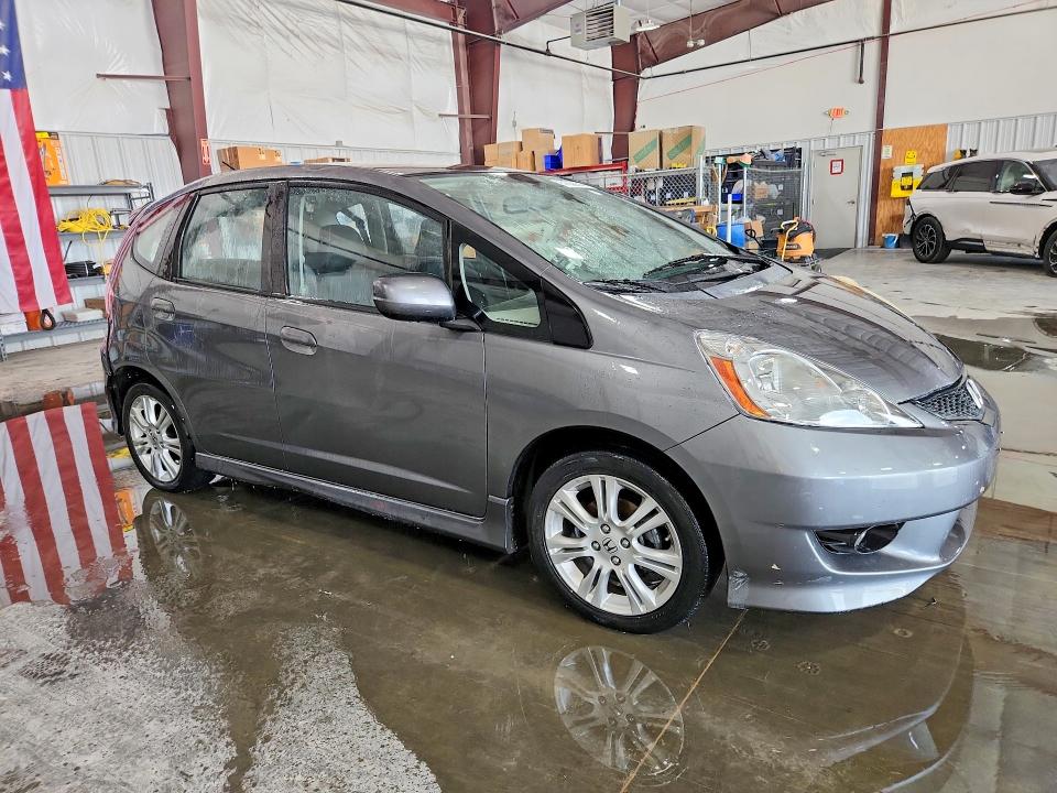 Продажа на аукционе авто 2011 Honda Fit, vin: JHMGE8H56BC024897, номер лота: 61556346
